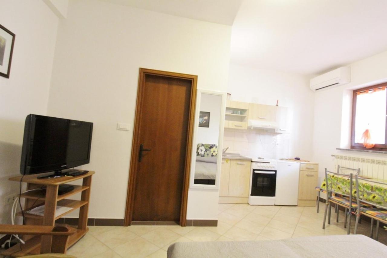 Apartments Zambratija With Sea View Екстер'єр фото