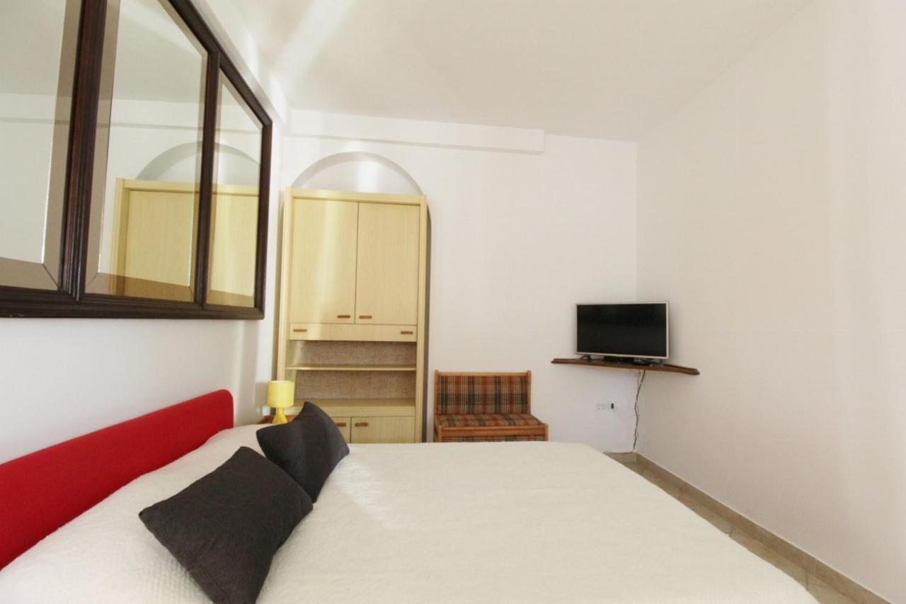 Apartments Zambratija With Sea View Екстер'єр фото